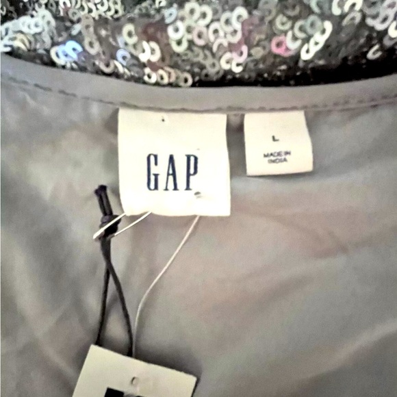 🌸 NWT GAP Womens Sz L Lined Silver Sequin Holiday Tank - Picture 3 of 4